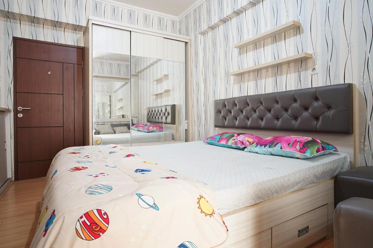 Planet Room Kemang View Bekasi Exterior photo